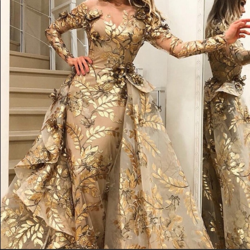 NWT MNM COUTURE FOUAD SARKIS GOWN 2463 - STUNNING!